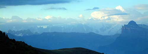 Le Mont Blanc depuis le col de Joux Plane -  Patrice Roatta