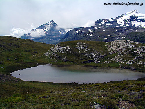 Lac du lait et dme de Chassefort et dent Parrache  Roatta Patrice