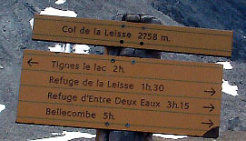 Panneau au col de la Leisse