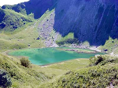 Le lac de Tavaneuse -  www.mieussy-vdm74.com