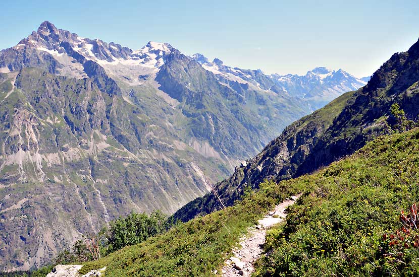 Du pic de l'Olan (3564 m)  la pointe des Aupillous (3505 m)