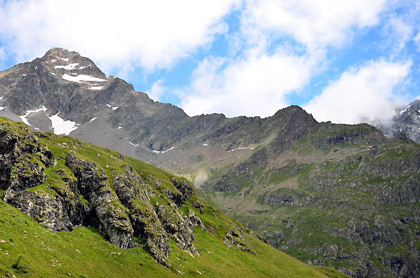 Les crtes de l'orient et la pointe du vallon des tages