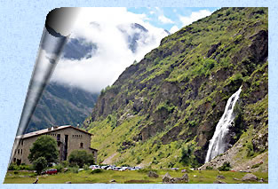 Refuge de Gioberney et cascade du voile de la marie