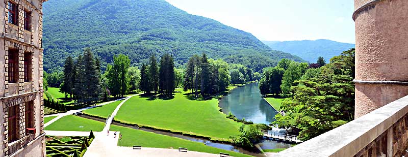 Le parc du domaine de Vizille, le grand canal