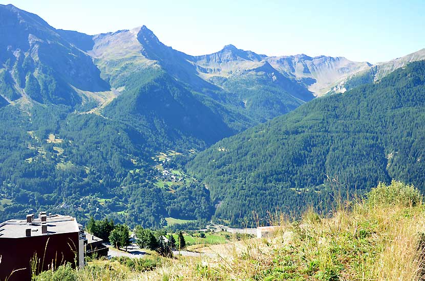 Vue sur la valle de Prapic