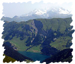 Le lac St Guerin et le massif du mont blanc