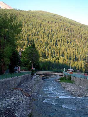 Torrent de Bouchet traversant Abries