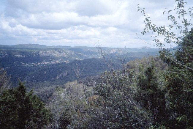 Le tranquille village de Vauvenargues