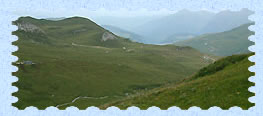 Le lac de Roselend dans la brume