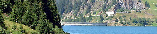 Lac et barrage de Saint Gurin