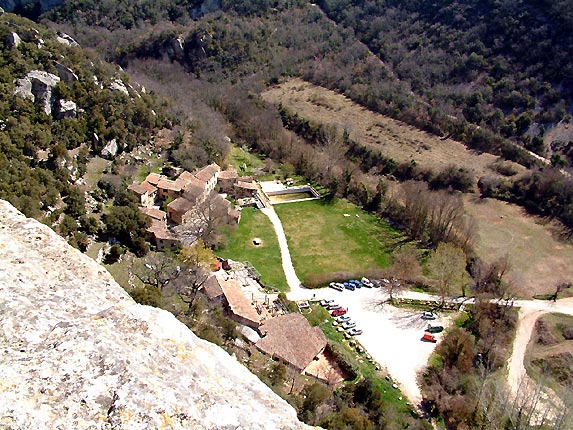 La ferme des Seguins depuis le haut de la falaise