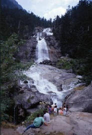 La cascade du Pont d'Espagne