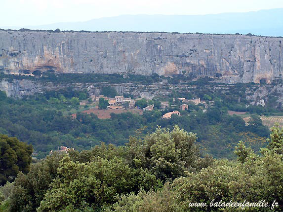 Les falaises de Lioux