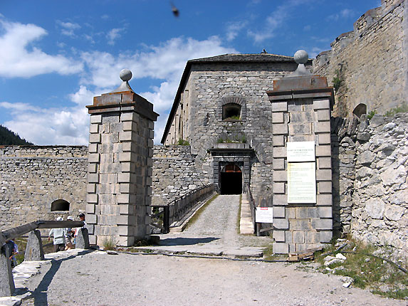 Le pont levis, l'entre principale du fort