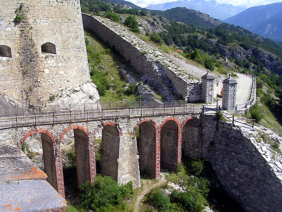 Le pont levis, l'entre principale du fort