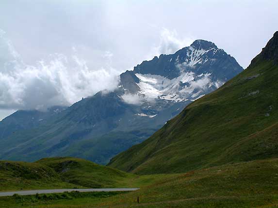 La Dent Parrache (3697 m) et le glacier de Belle Place