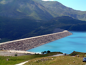 Le barrage du lac du Mont-Cenis