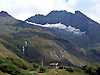 Hameau d'avrole et glacier des grandes pareis