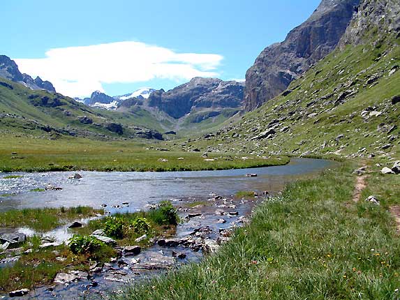 Le torrent du lac de la Plagne