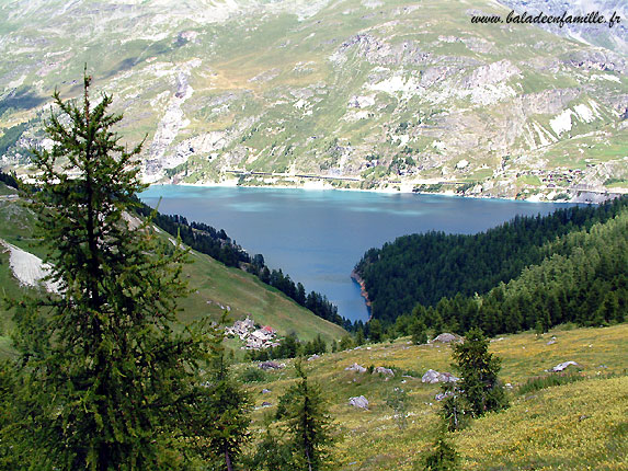 Le lac du Chevril depuis Tignes le Lavachet