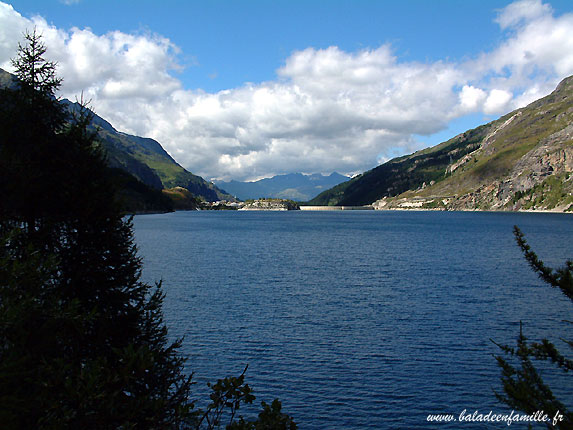 Le lac du Chevril et le barrage