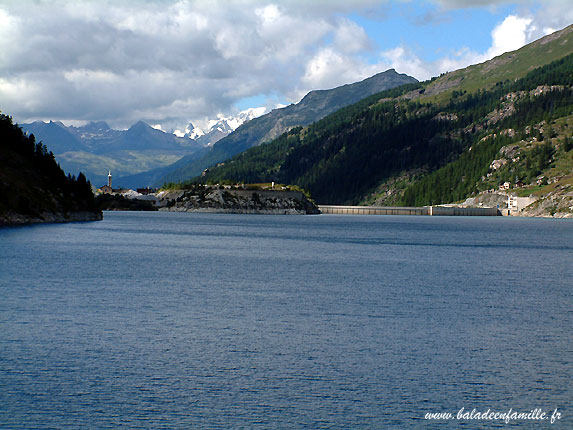 Le lac du Chevril et le barrage