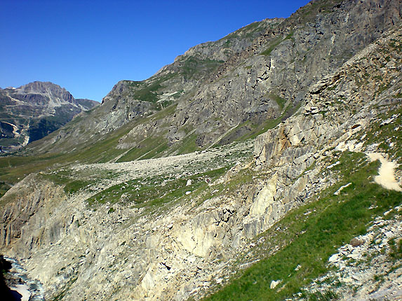Dans les gorges du Malpasset