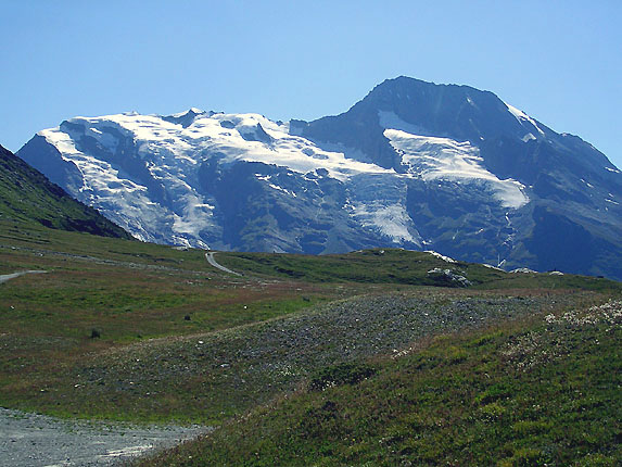 Le clou et les glaciers du Mont Pourri