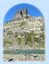Les Oeillasses (2721 m) et le lac du Petit