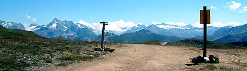 Depuis le col du Palet, vue sur les sommets de la frontire