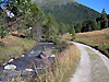 Sentier le long du ruisseau du clou