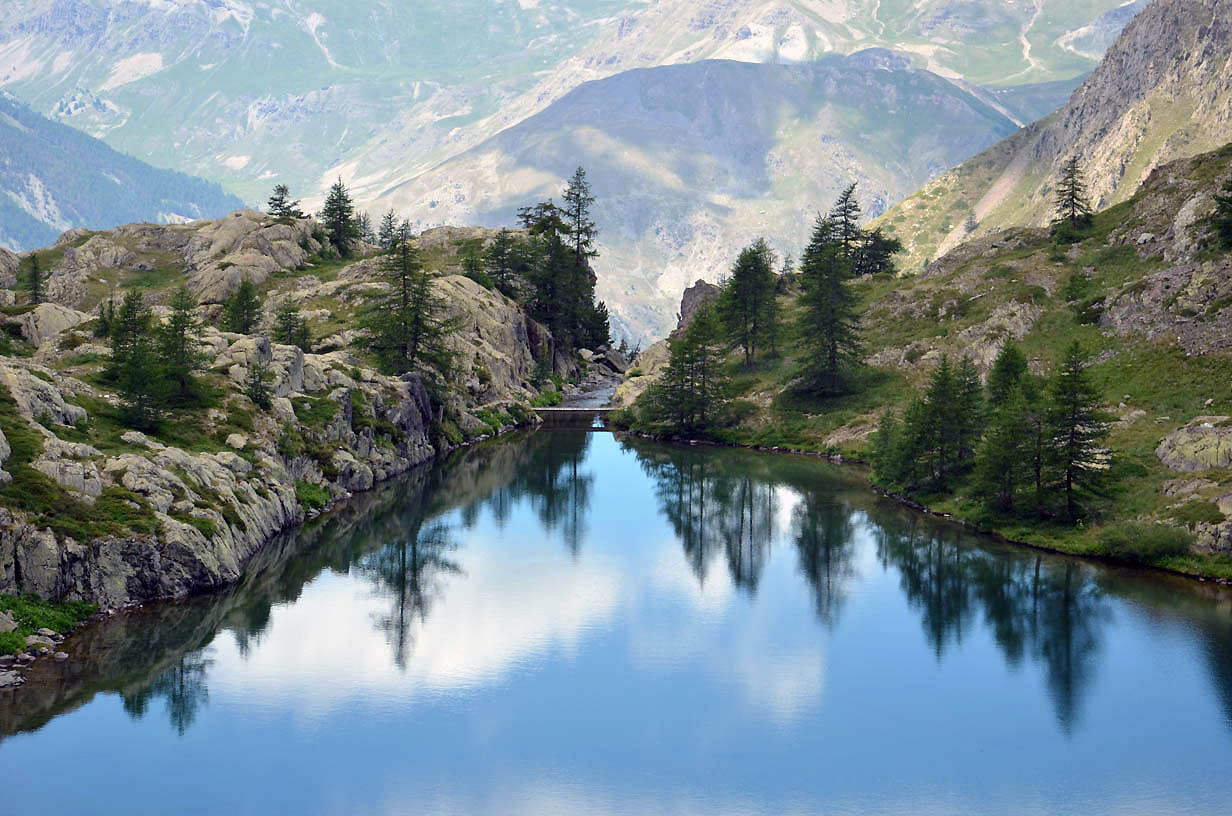 Effet miroir sur un des lacs des Vens | Jausiers 2017