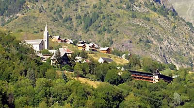 Le village d'Orcires