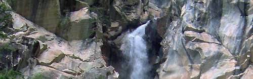 Le haut de la cascade de la Fraiche