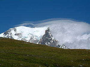 Nuages sur le mont blanc